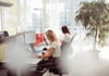 Zwei Kolleginnen beim Arbeiten bei prodot im Büro