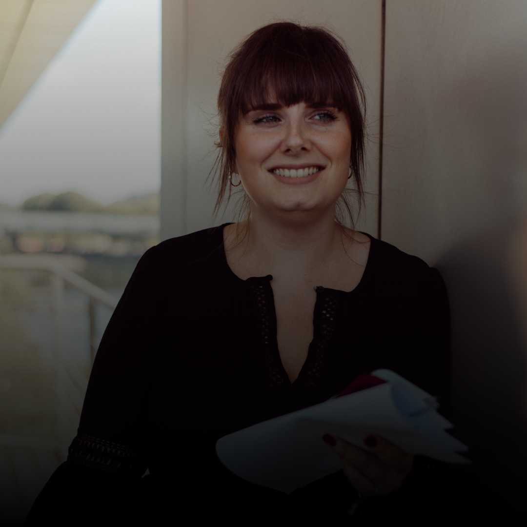 Media library thumbnails (16)