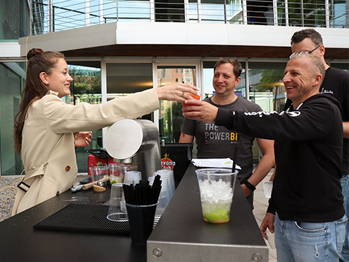 Der Cocktailbooster in Acton beim Azure Meetup Ruhrgebiet Foto von dem Cocktailbooster