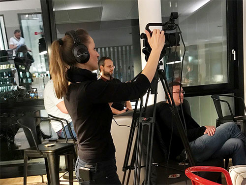 Videoaufnahmen mit Silke beim Azure Ruhrgebiet Meetup Foto von den Videoaufnahmen mit Silke